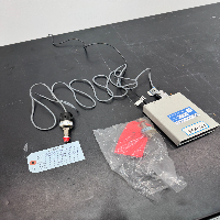 DigiVac Model 200 digital thermocouple vacuum gauge image 0